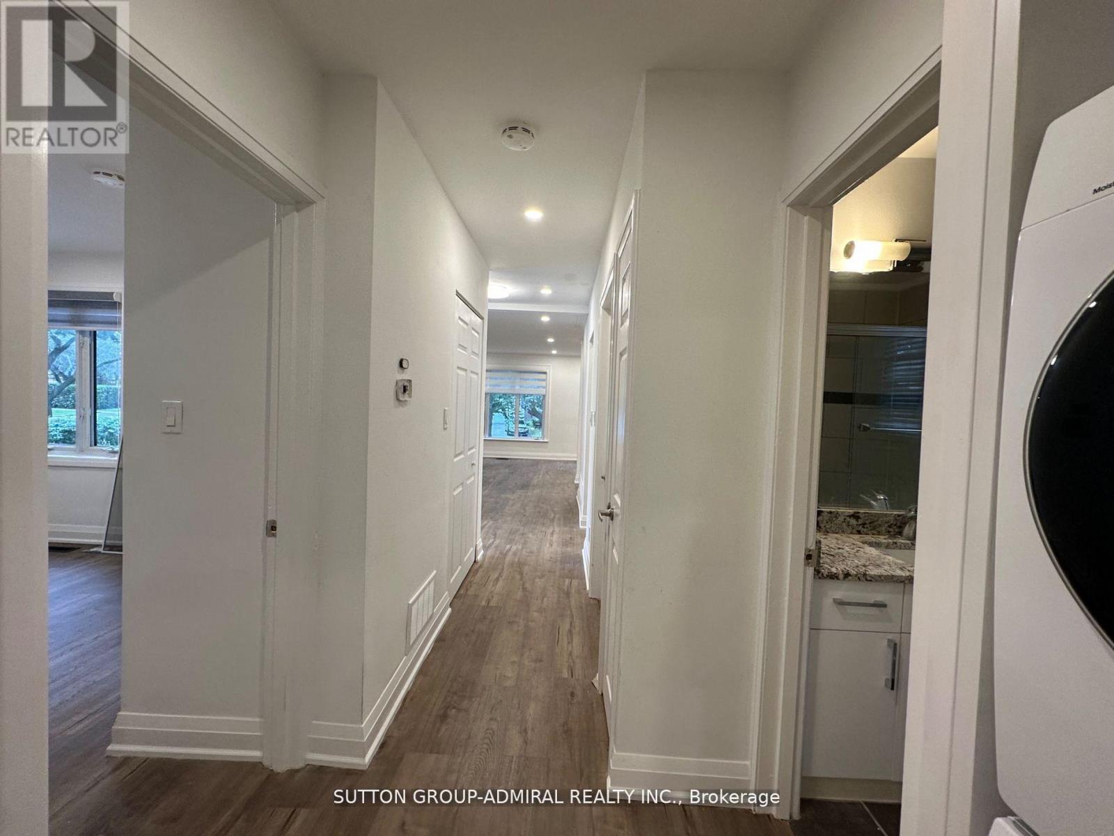 Main Floor - 7 Resolution Crescent, Toronto, Ontario  M2H 1N3 - Photo 6 - C12629450