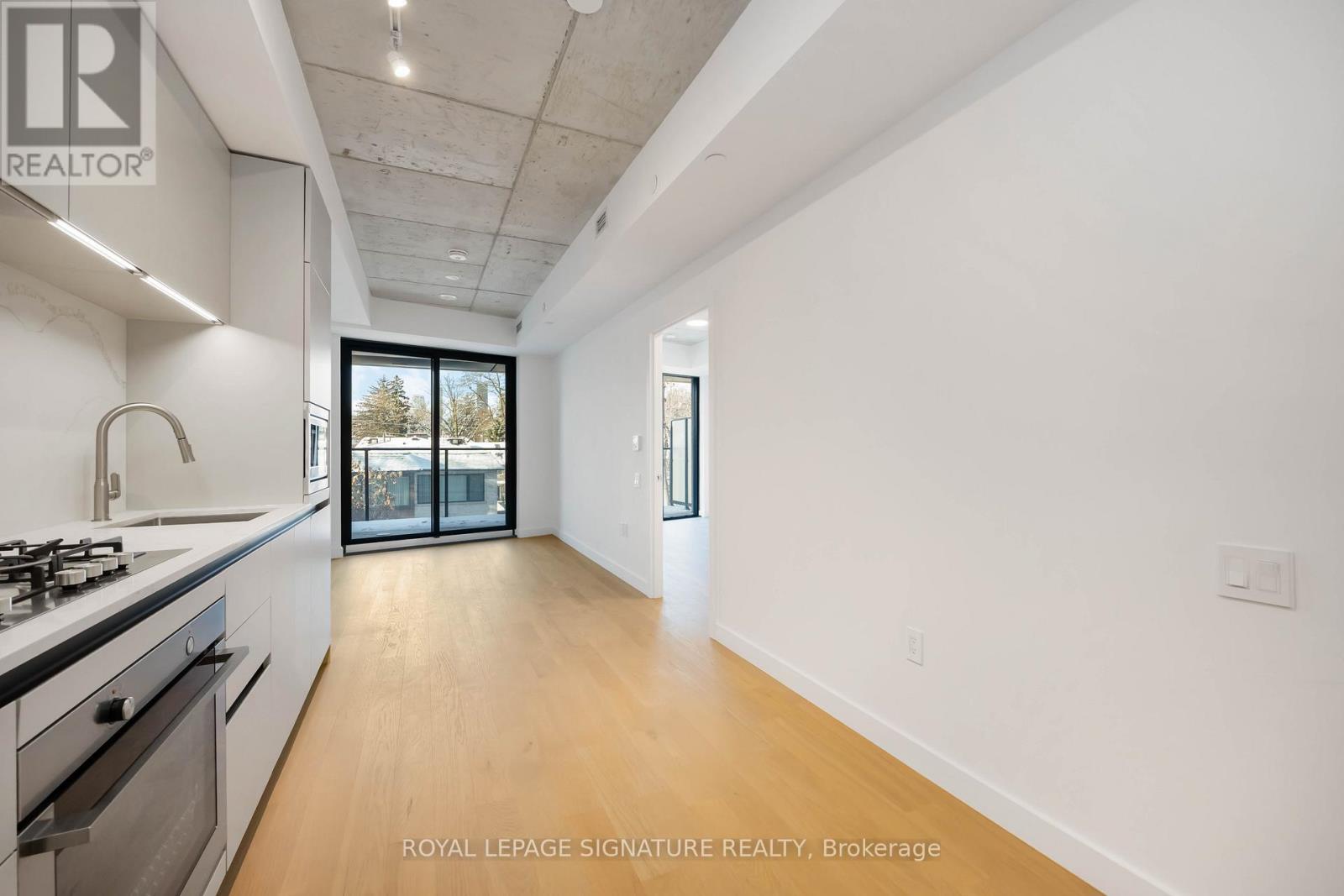 420 - 1720 Bayview Avenue, Toronto, Ontario  M4G 3C4 - Photo 4 - C12629518