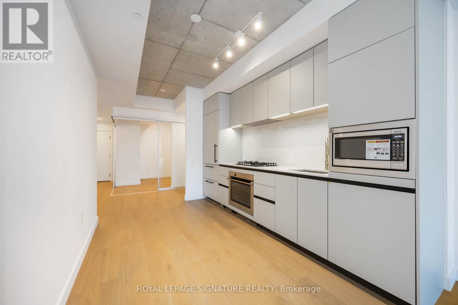 420 - 1720 Bayview Avenue, Toronto, Ontario  M4G 3C4 - Photo 6 - C12629518