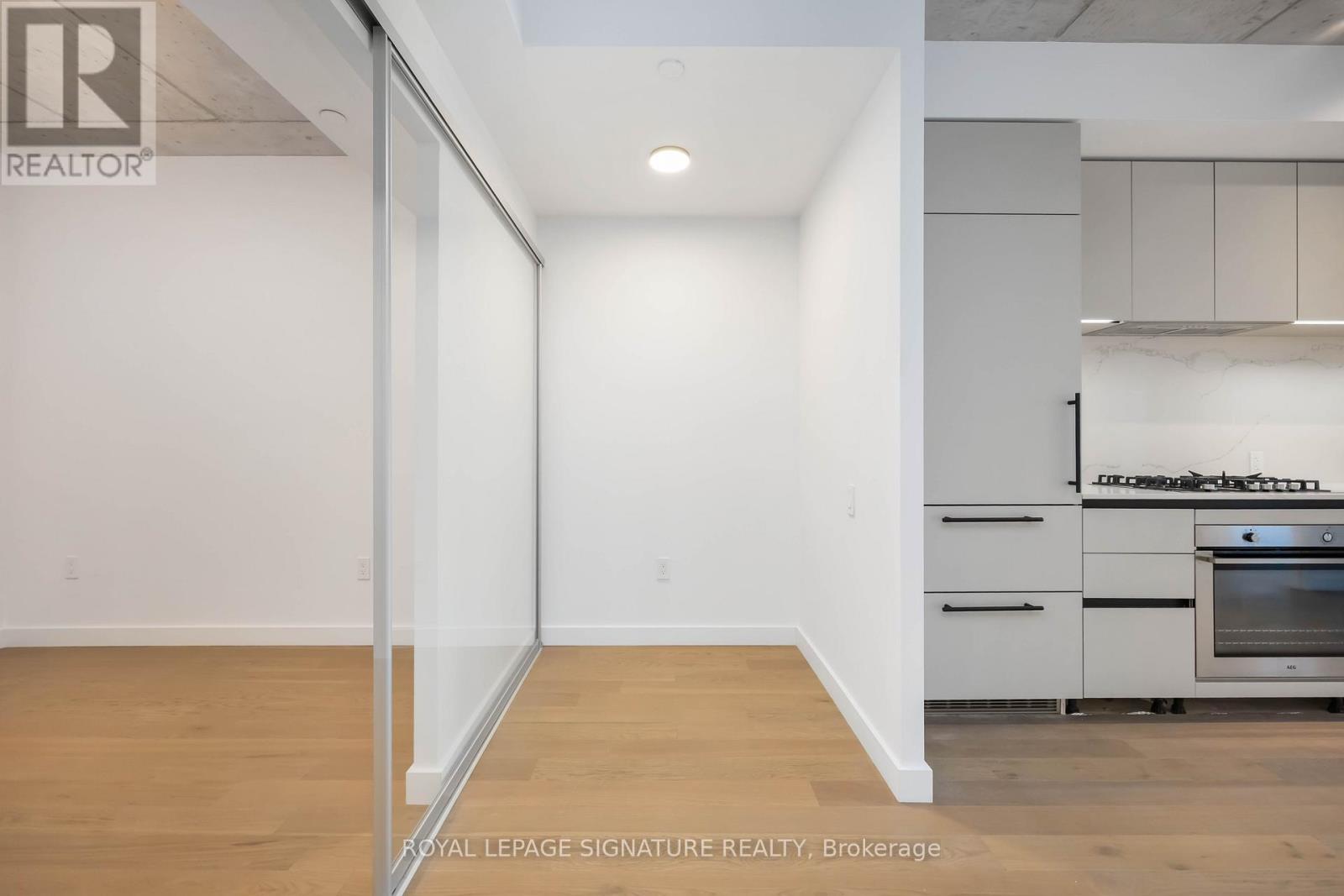 420 - 1720 Bayview Avenue, Toronto, Ontario  M4G 3C4 - Photo 8 - C12629518