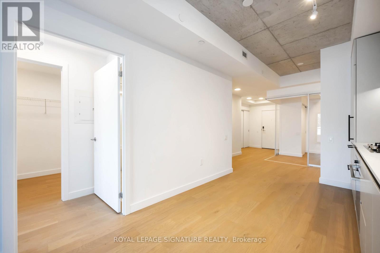 420 - 1720 Bayview Avenue, Toronto, Ontario  M4G 3C4 - Photo 9 - C12629518