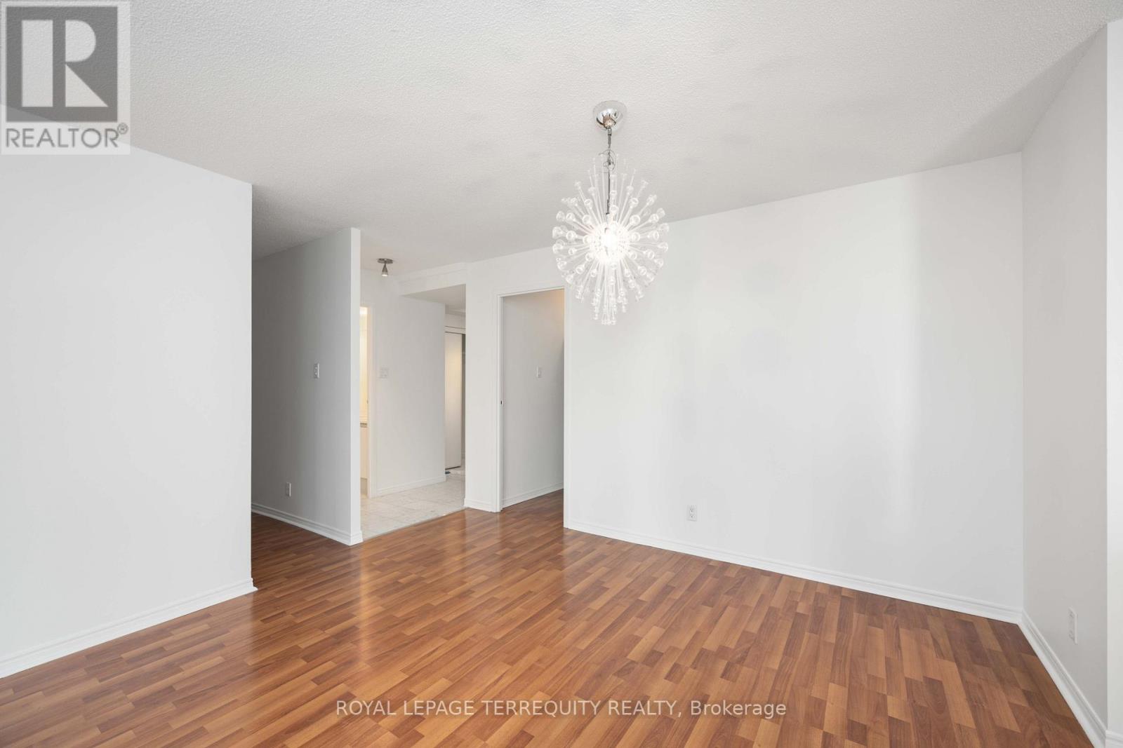 2213 - 10 Yonge Street, Toronto, Ontario  M5E 1R4 - Photo 10 - C12629520