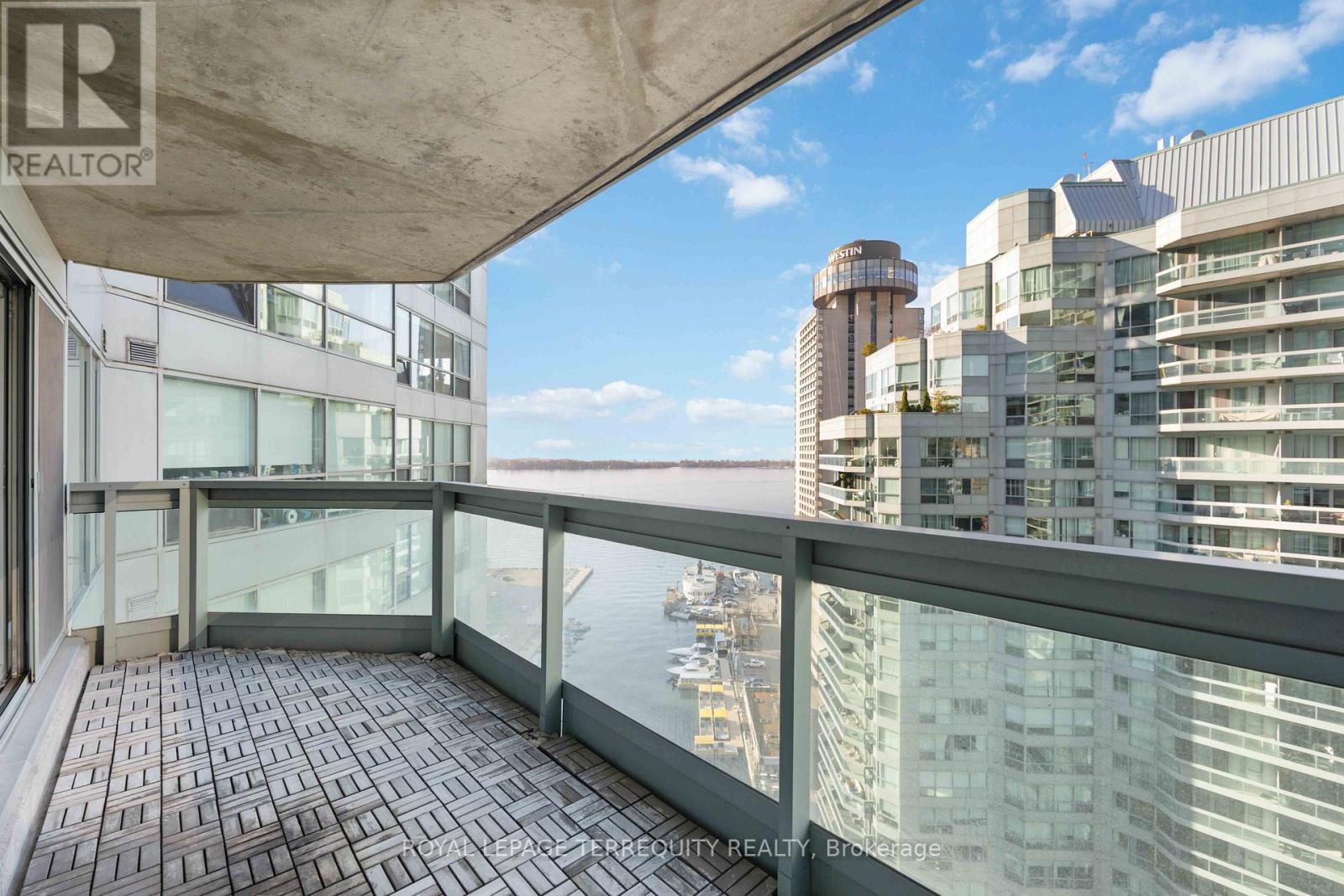 2213 - 10 Yonge Street, Toronto, Ontario  M5E 1R4 - Photo 29 - C12629520