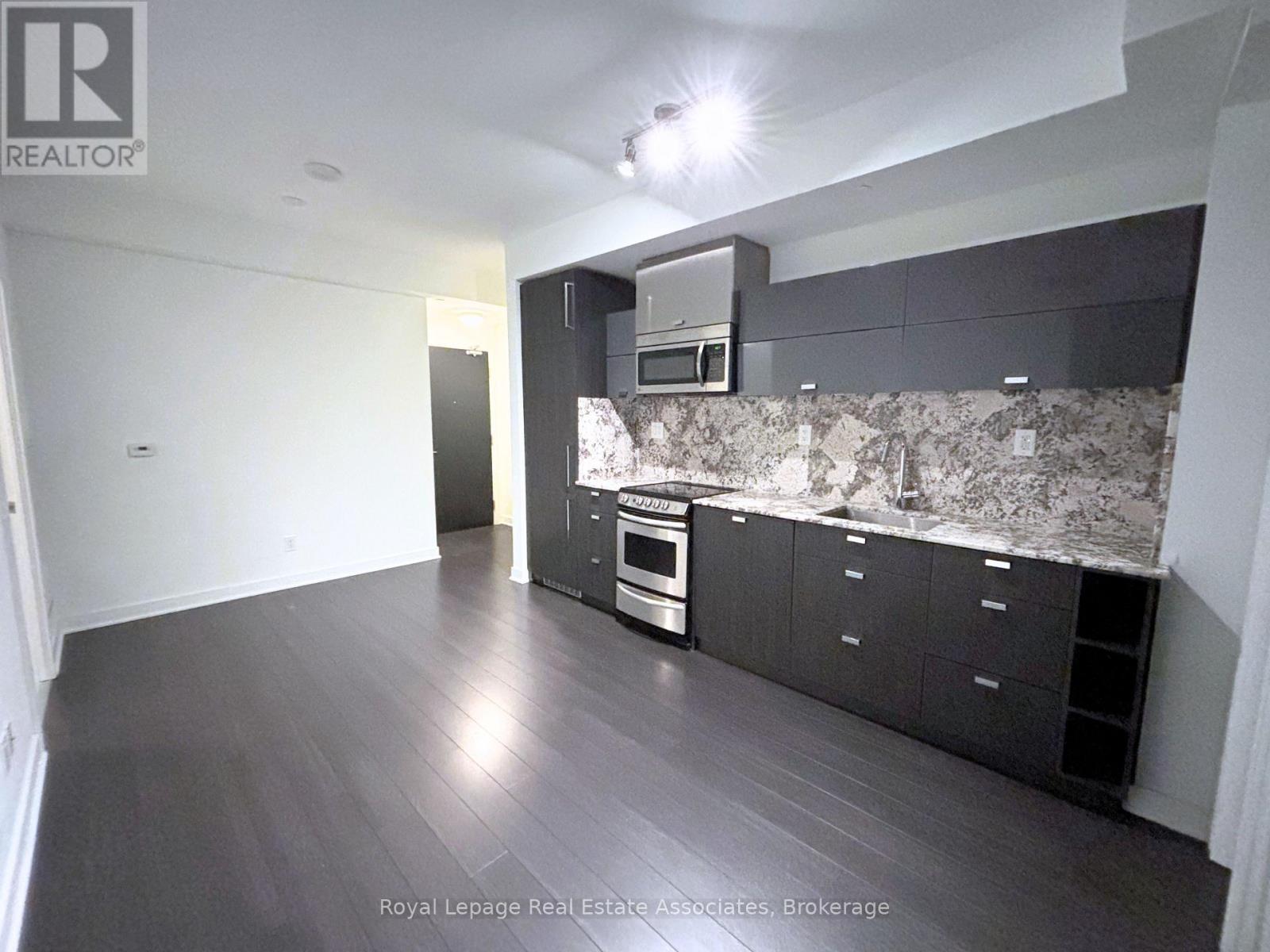 2612 - 290 Adelaide Street W, Toronto, Ontario  M5V 0P3 - Photo 11 - C12629548