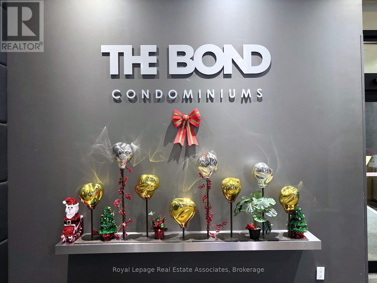 2612 - 290 Adelaide Street W, Toronto, Ontario  M5V 0P3 - Photo 3 - C12629548