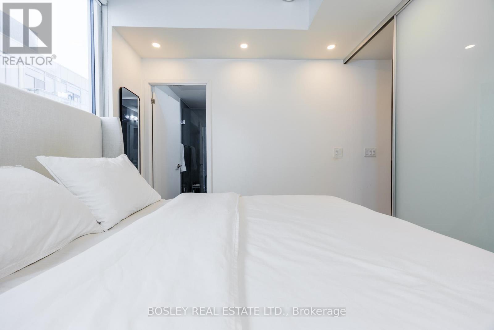 1210 - 15 Baseball Place, Toronto, Ontario  M4M 0E6 - Photo 13 - E12629374