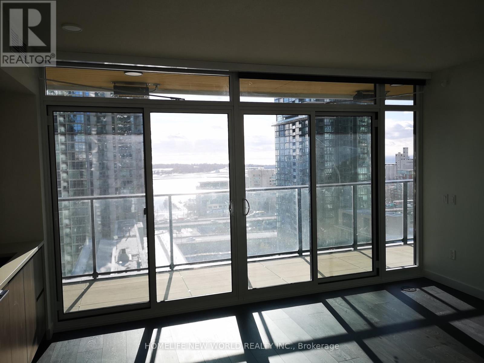 1609 - 3 Concord Cityplace Way, Toronto (Waterfront Communities), Ontario  M5V 0X4 - Photo 11 - C12629532