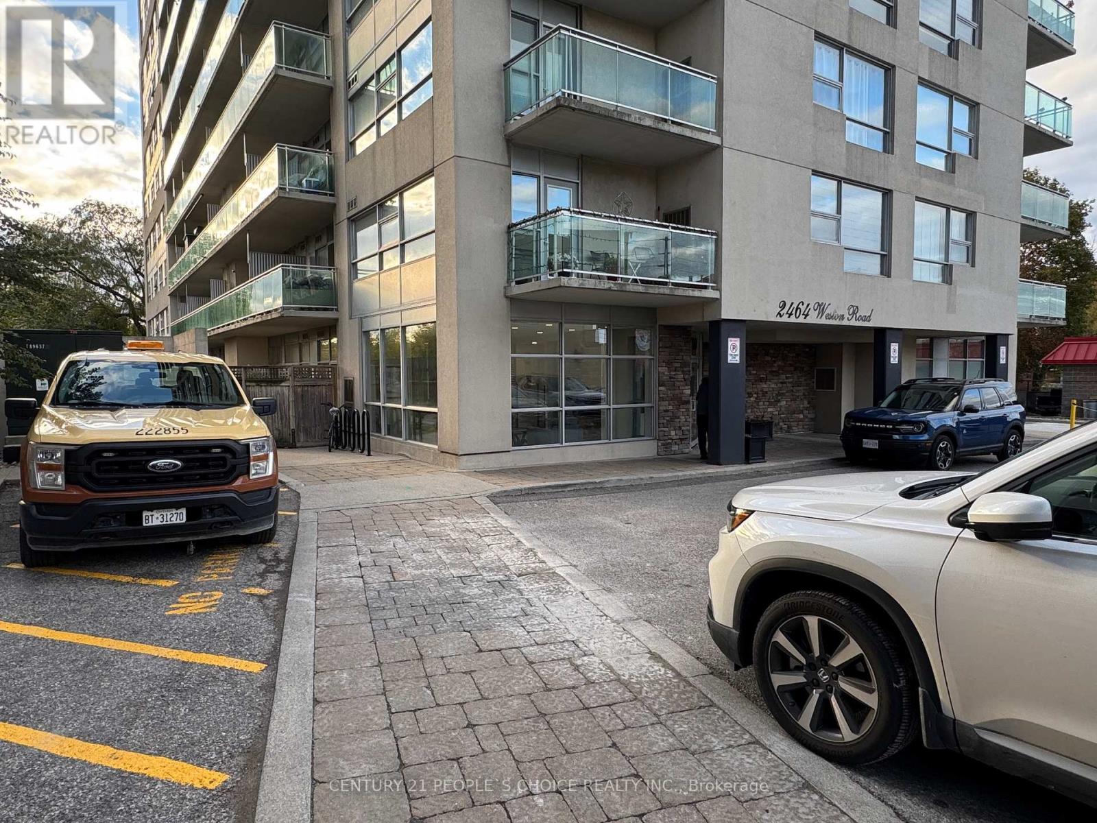 108 - 2464 Weston Road, Toronto, Ontario  M9N 0A2 - Photo 2 - W12627122