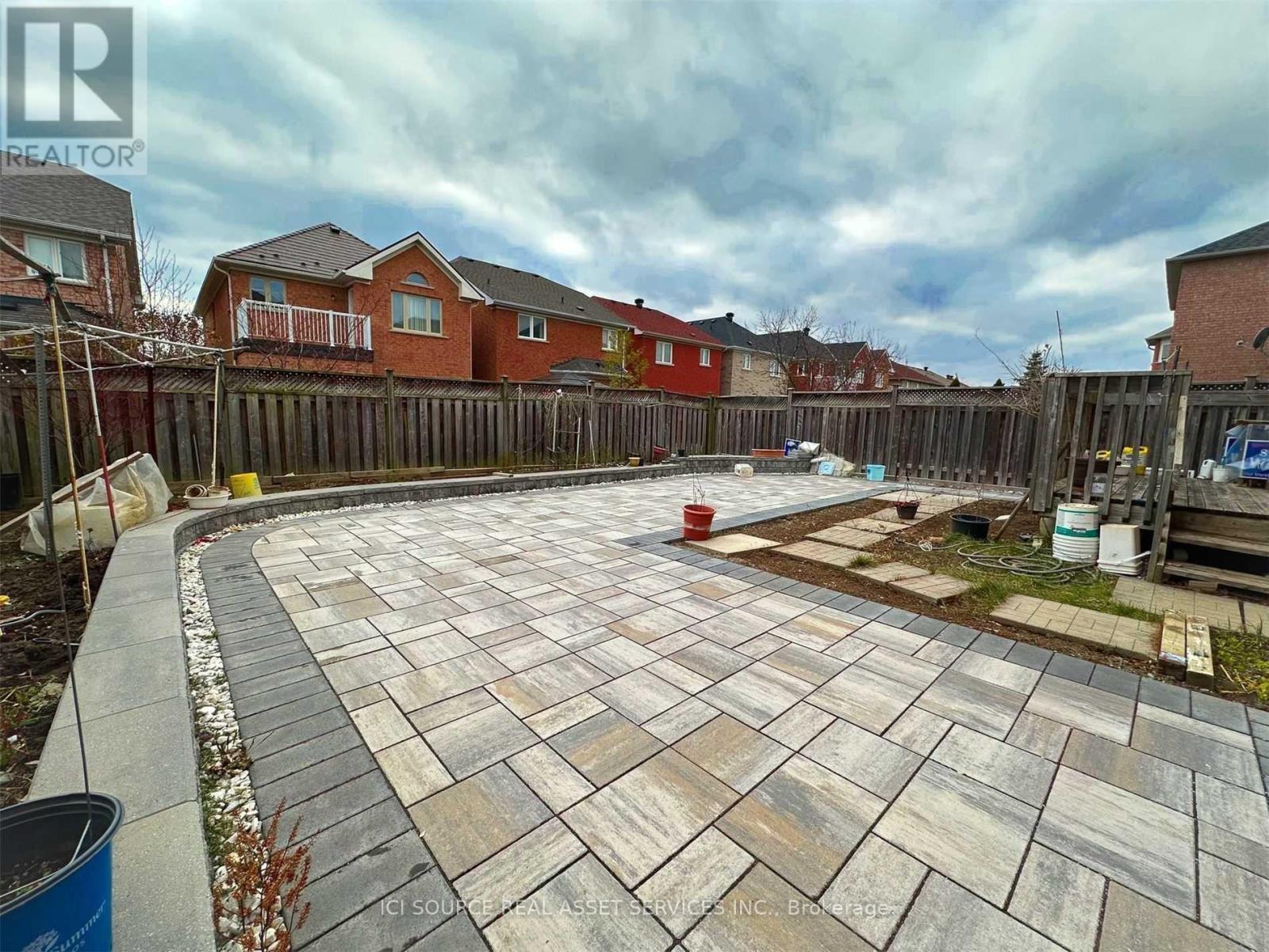 53 Westchester Crescent, Markham, Ontario  L6C 2X6 - Photo 32 - N12614818