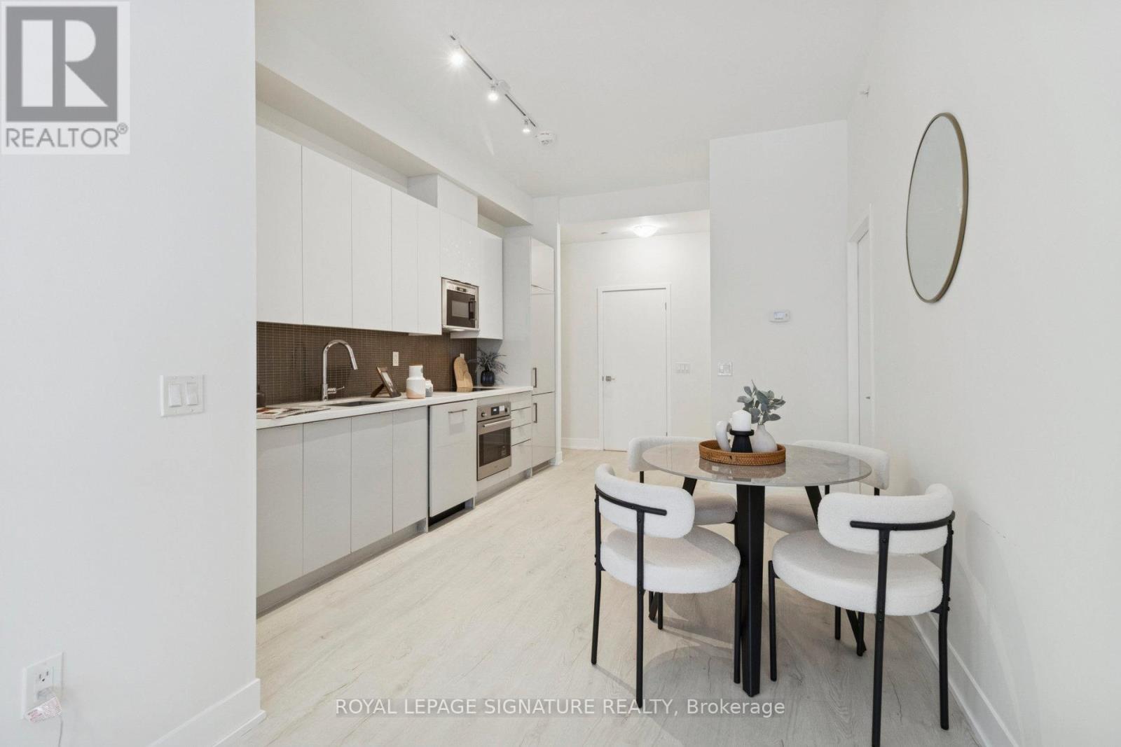 525 - 2908 Hwy 7, Vaughan, Ontario  L4K 0K5 - Photo 15 - N12629474