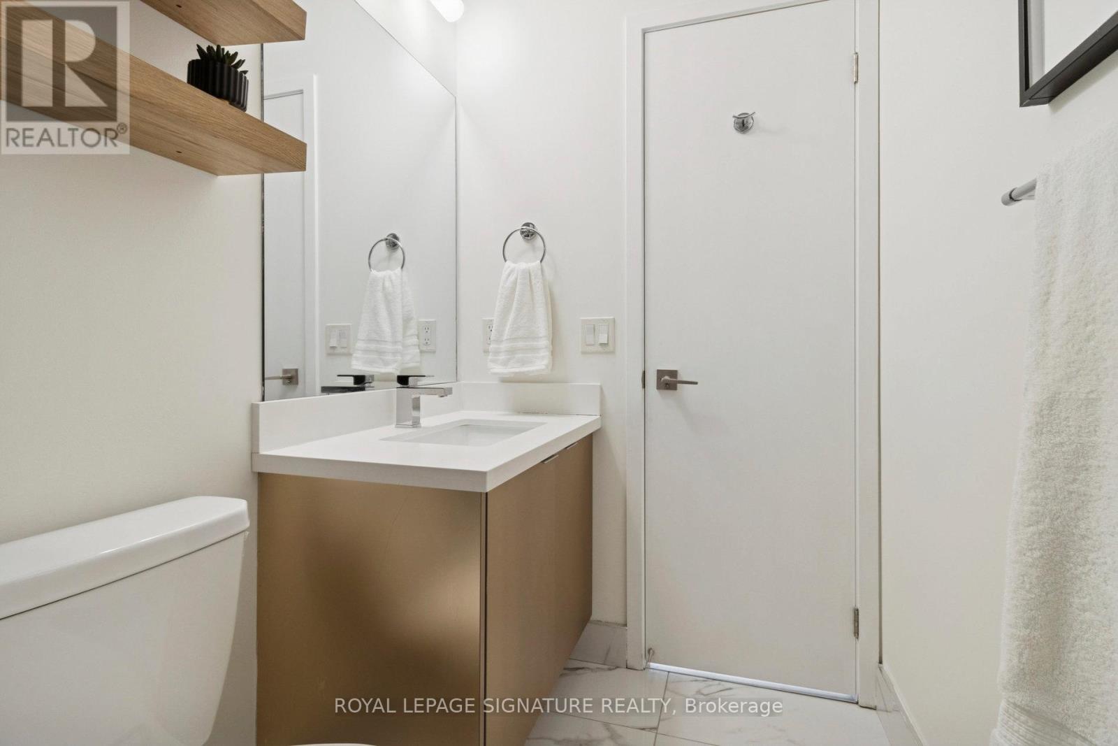 525 - 2908 Hwy 7, Vaughan, Ontario  L4K 0K5 - Photo 27 - N12629474