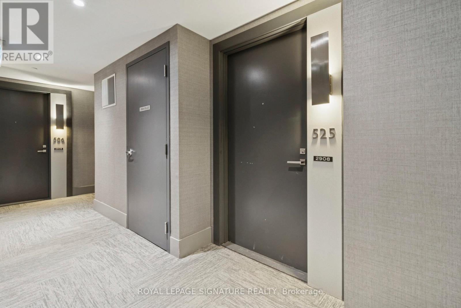 525 - 2908 Hwy 7, Vaughan, Ontario  L4K 0K5 - Photo 4 - N12629474