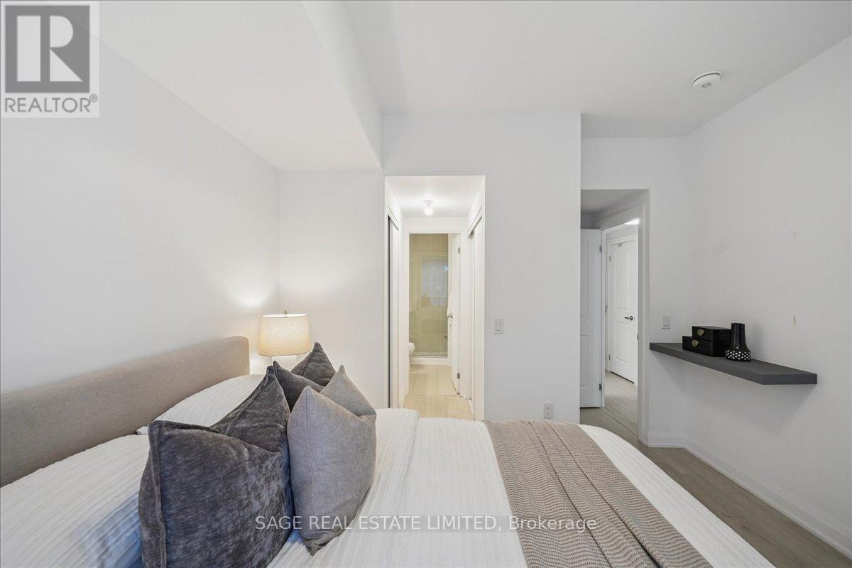 203 - 56 Coles Avenue, Vaughan, Ontario L4L 0J1 - Photo 14 - N12629480