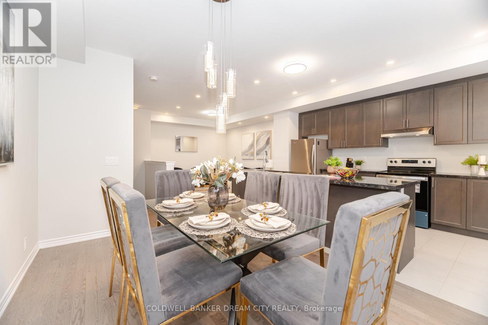 40 Herman Gilroy Lane, Markham, Ontario  L6C 3L7 - Photo 12 - N12629492