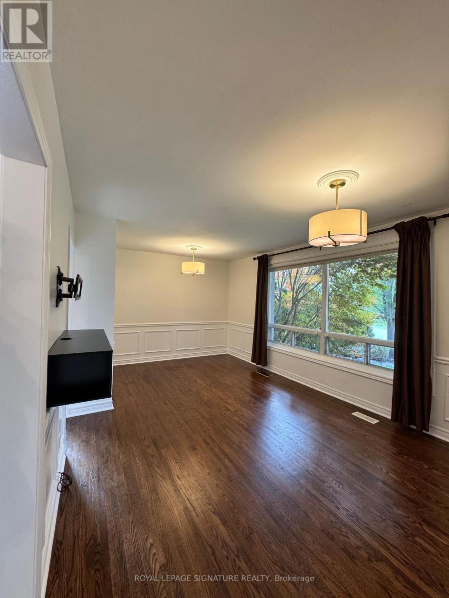 Main - 36 Johnson Road, Aurora, Ontario  L4G 2A2 - Photo 3 - N12629524