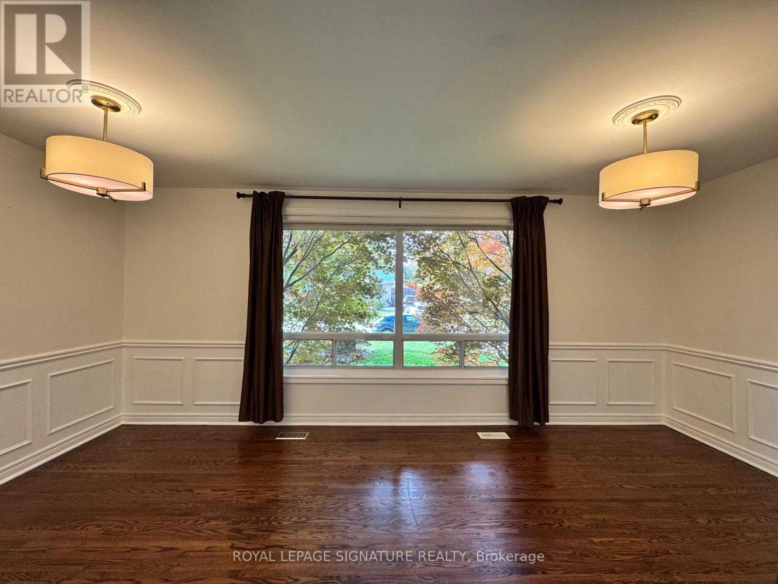 Main - 36 Johnson Road, Aurora, Ontario  L4G 2A2 - Photo 5 - N12629524