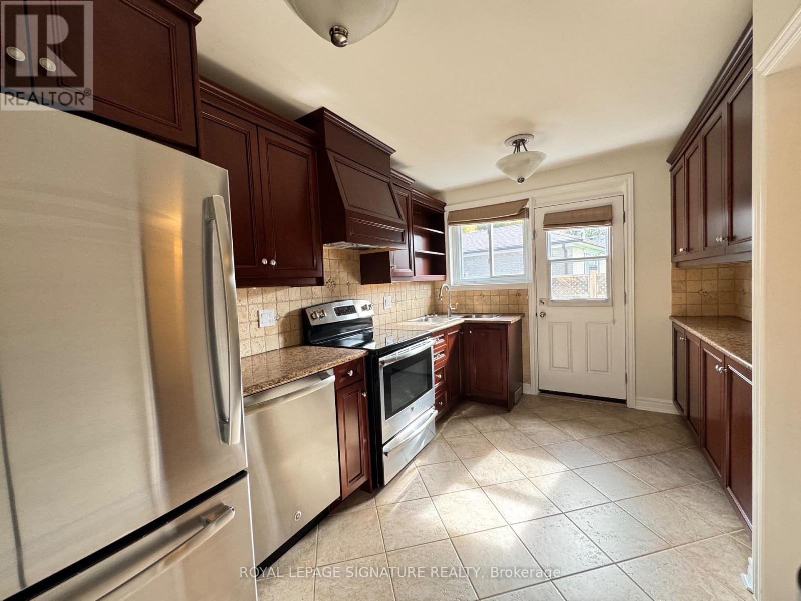 Main - 36 Johnson Road, Aurora, Ontario  L4G 2A2 - Photo 6 - N12629524