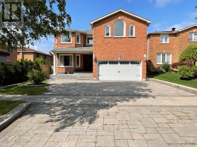 2 EDINBURGH DRIVE, Richmond Hill, Ontario