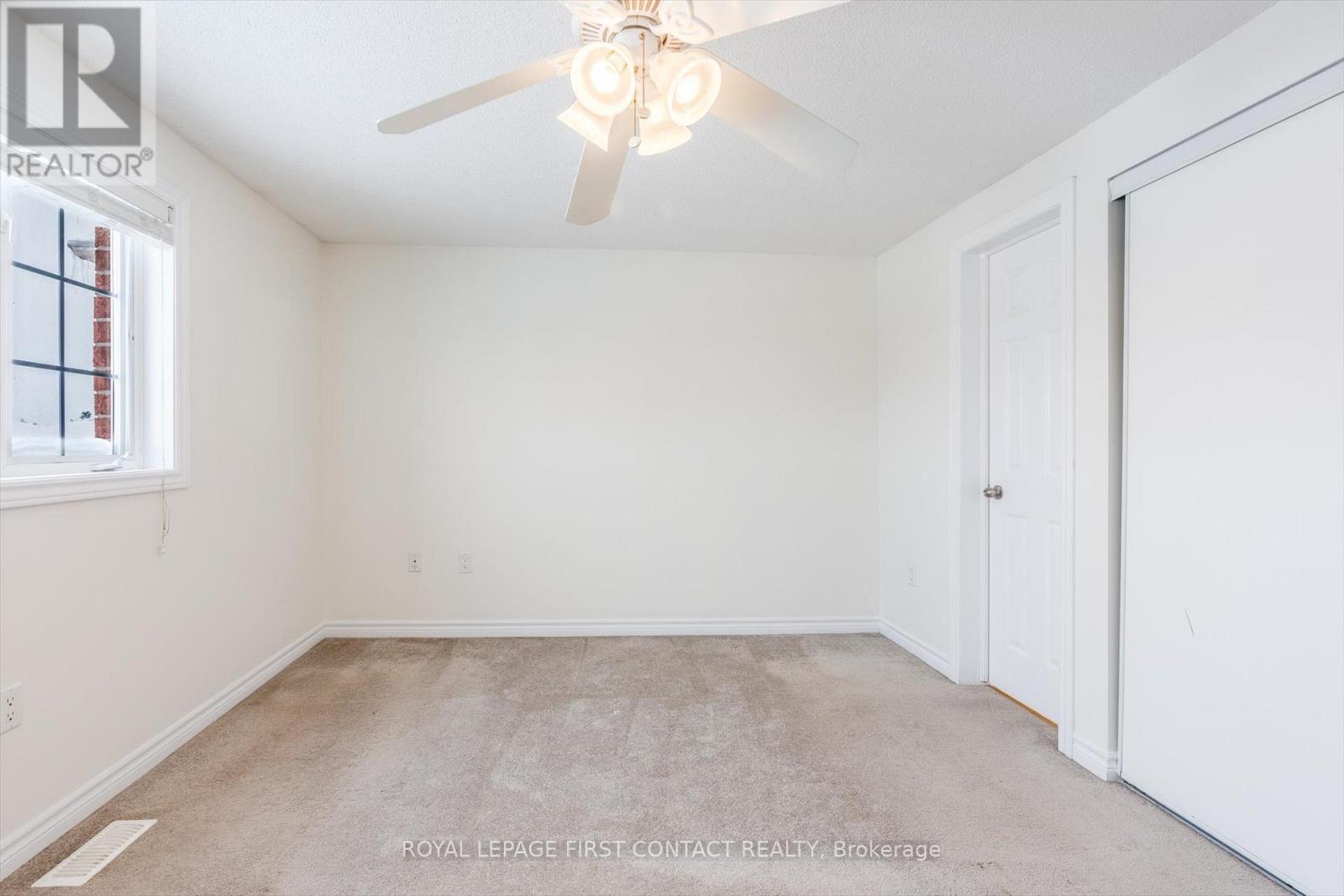 269 Dunsmore Lane, Barrie, Ontario  L4M 7A7 - Photo 13 - S12629416