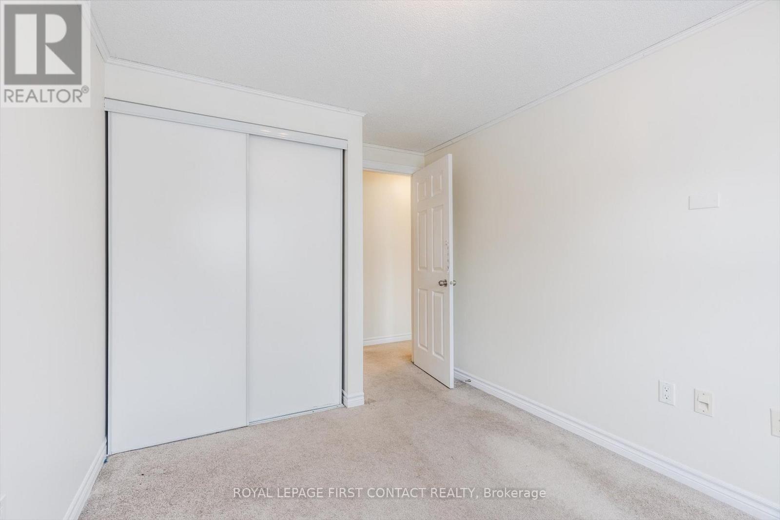 269 Dunsmore Lane, Barrie, Ontario  L4M 7A7 - Photo 14 - S12629416