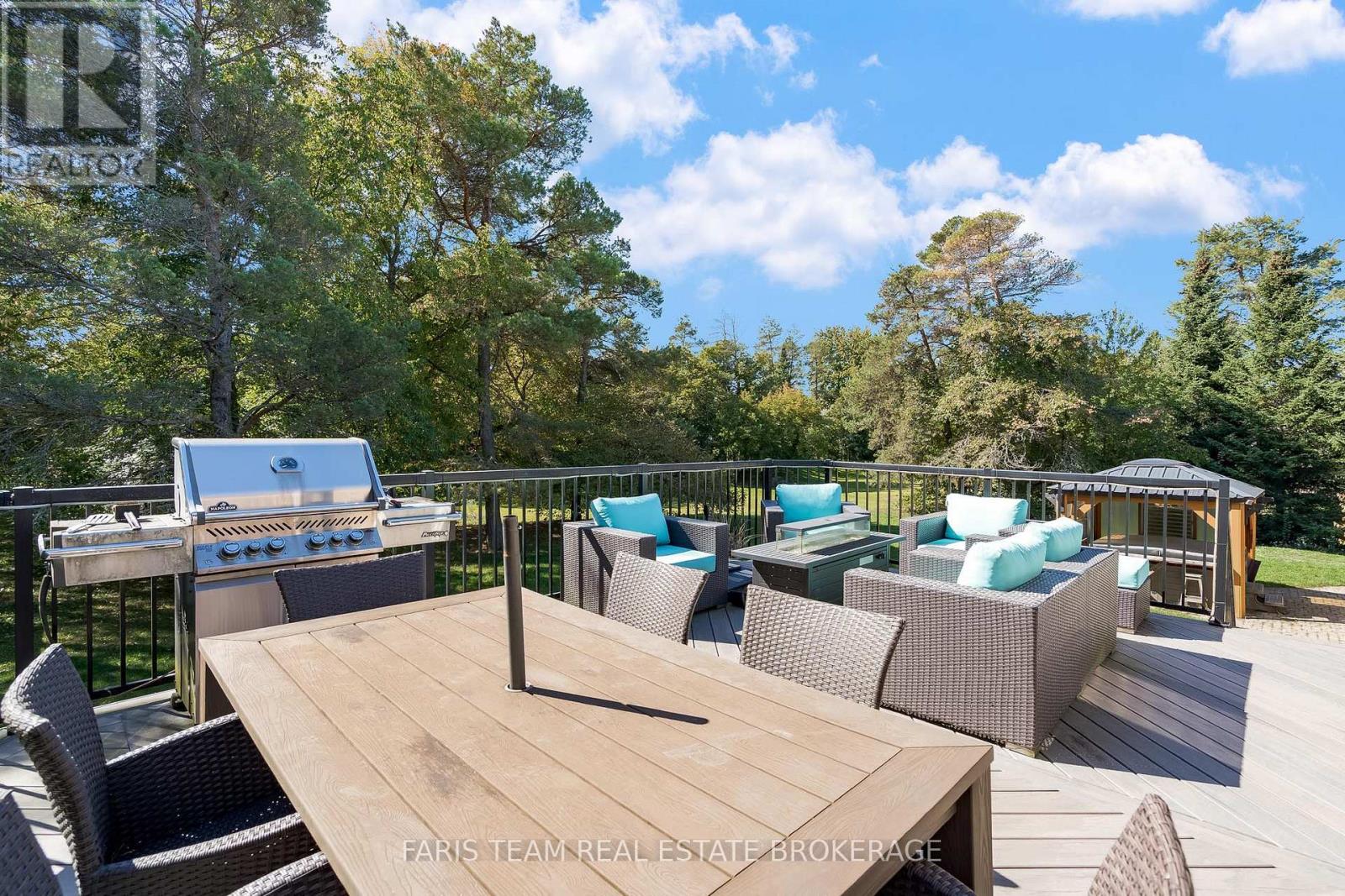 24 Parr Boulevard, Springwater, Ontario  L0M 1T2 - Photo 34 - S12629482