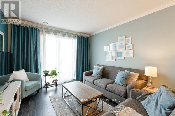 Photo 10 of 26 for 407 - 435 Colborne Street