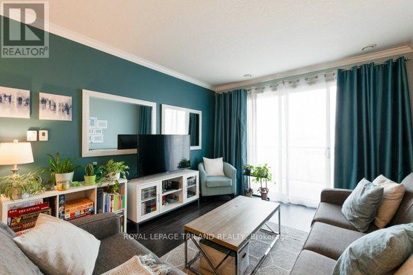 Photo 16 of 26 for 407 - 435 Colborne Street