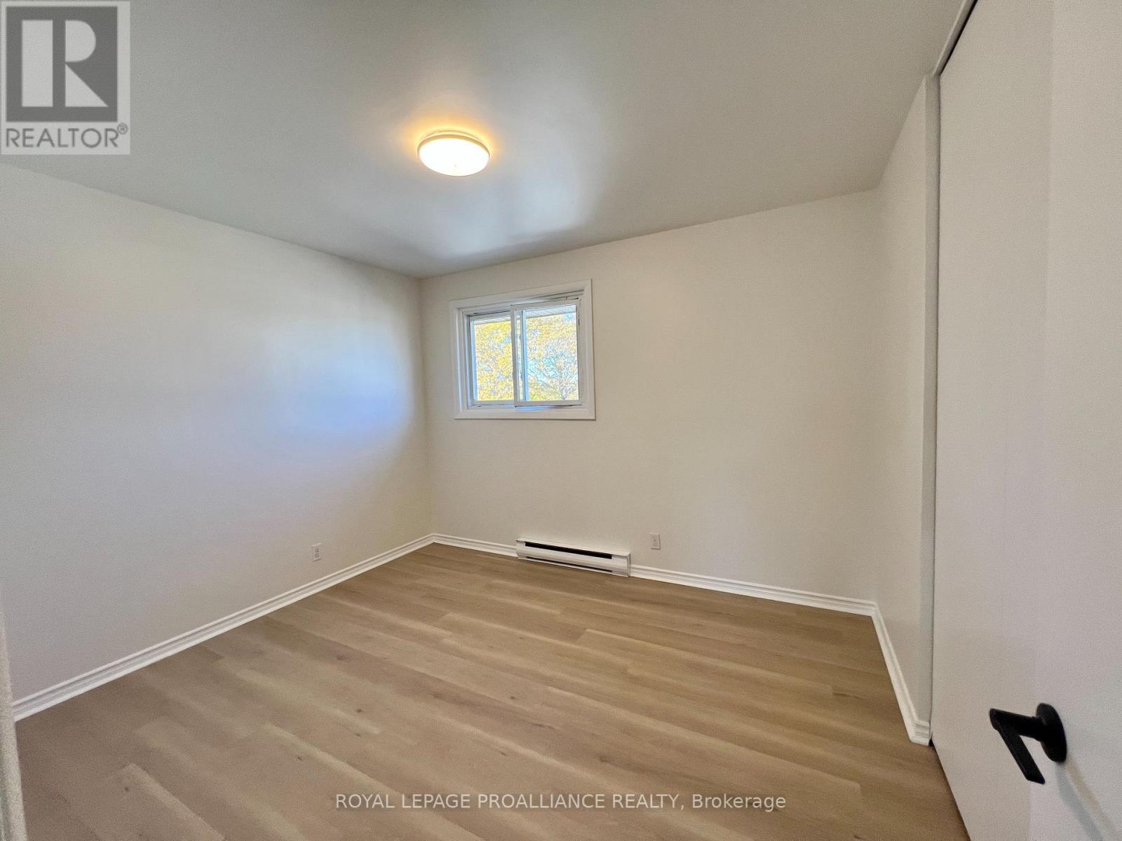 3 - 3 Glenarden Crescent, Belleville, Ontario  K8P 2B9 - Photo 8 - X12629614