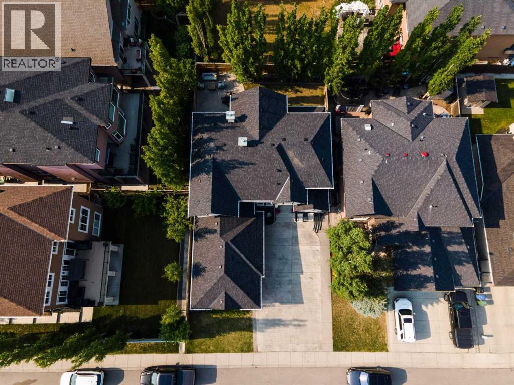 172 Panatella Crescent Nw, Calgary, Alberta  T3K 0M5 - Photo 5 - A2229897