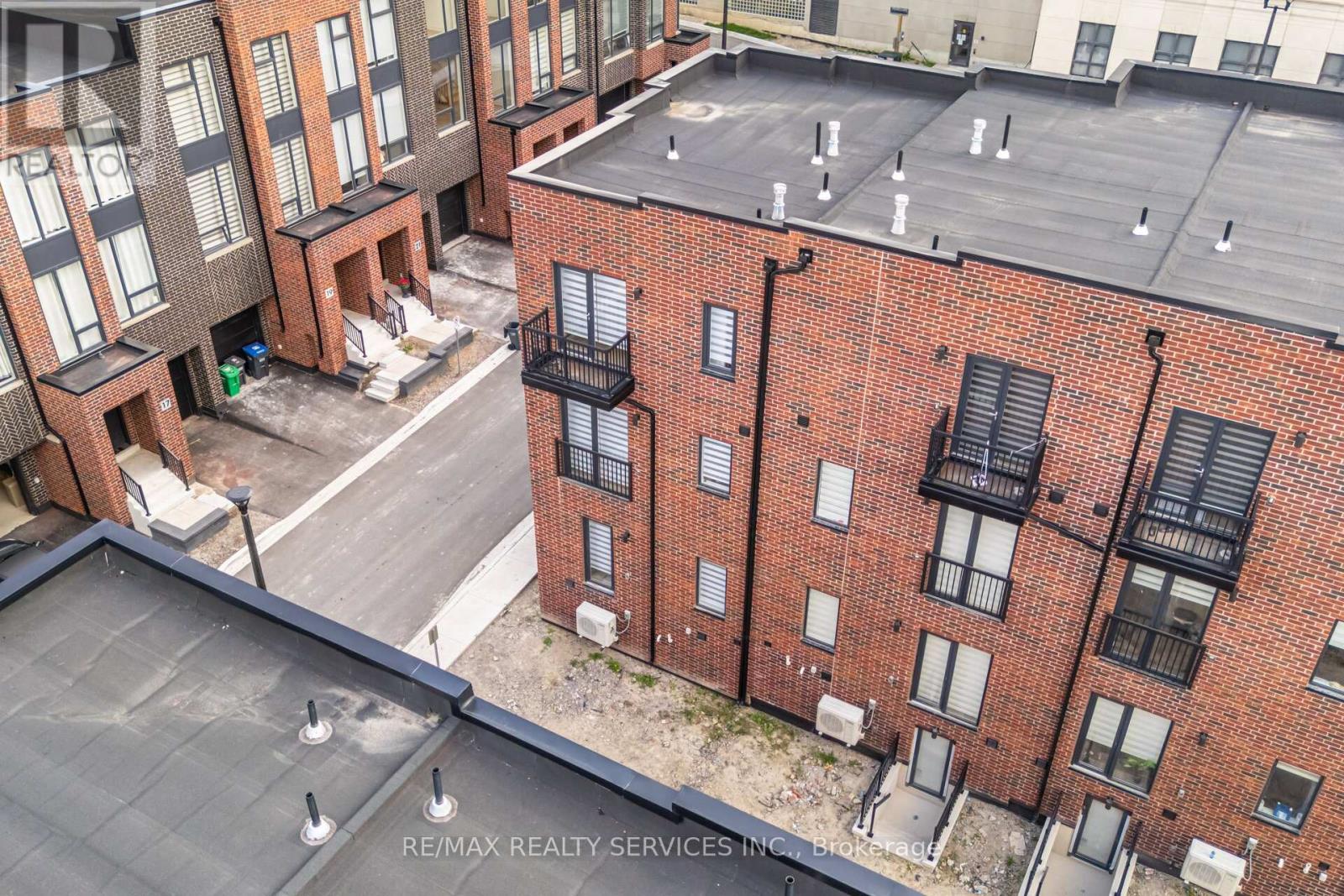 1 Taylor Court, Caledon, Ontario  L7E 4L2 - Photo 37 - W12629410