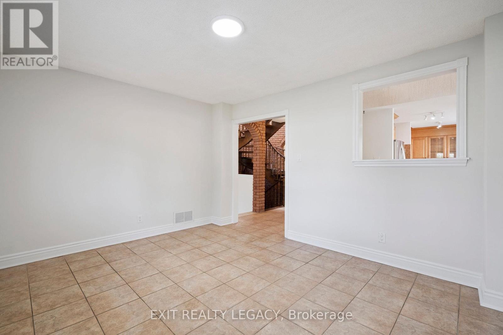 6 Muir Avenue, Toronto, Ontario  M9L 1H3 - Photo 14 - W12629424