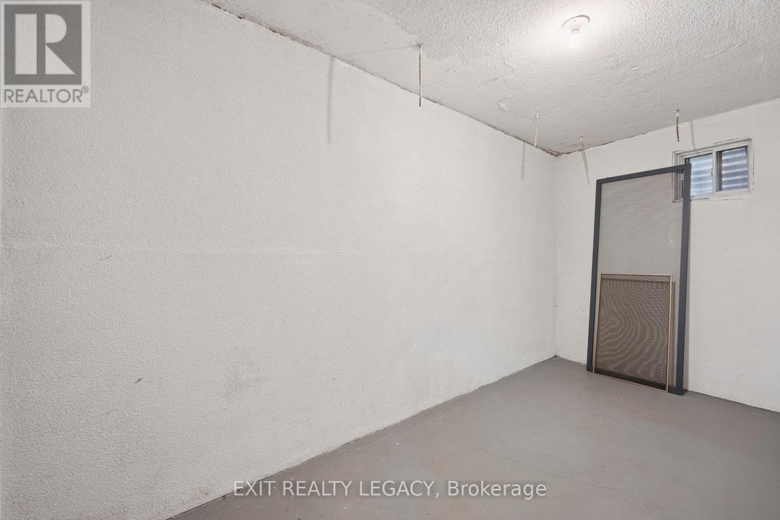 6 Muir Avenue, Toronto, Ontario  M9L 1H3 - Photo 45 - W12629424