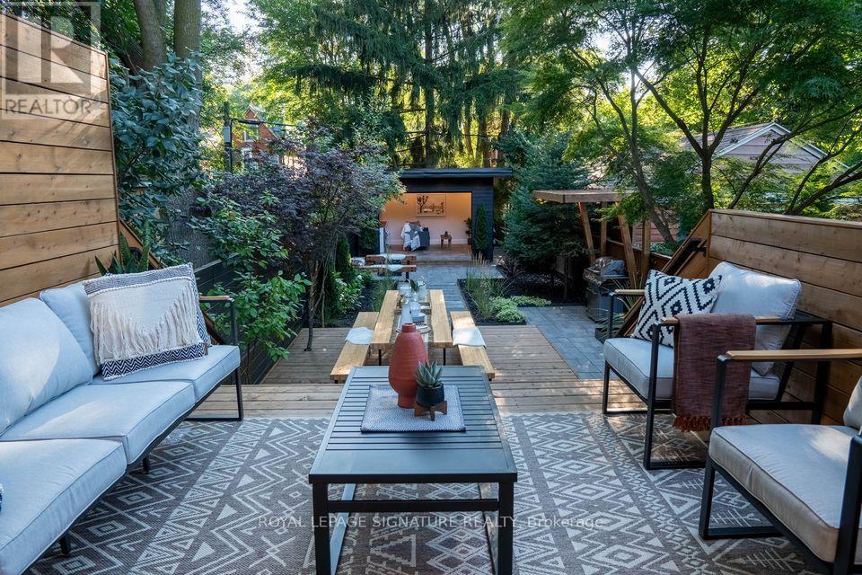 Main - 166 Oakmount Road, Toronto, Ontario  M6P 2M9 - Photo 12 - W12629448