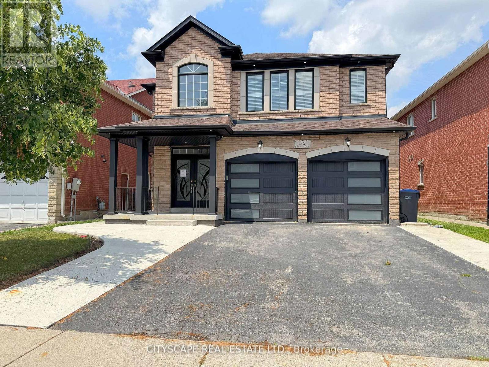 32 CHARGER LANE, Brampton, Ontario