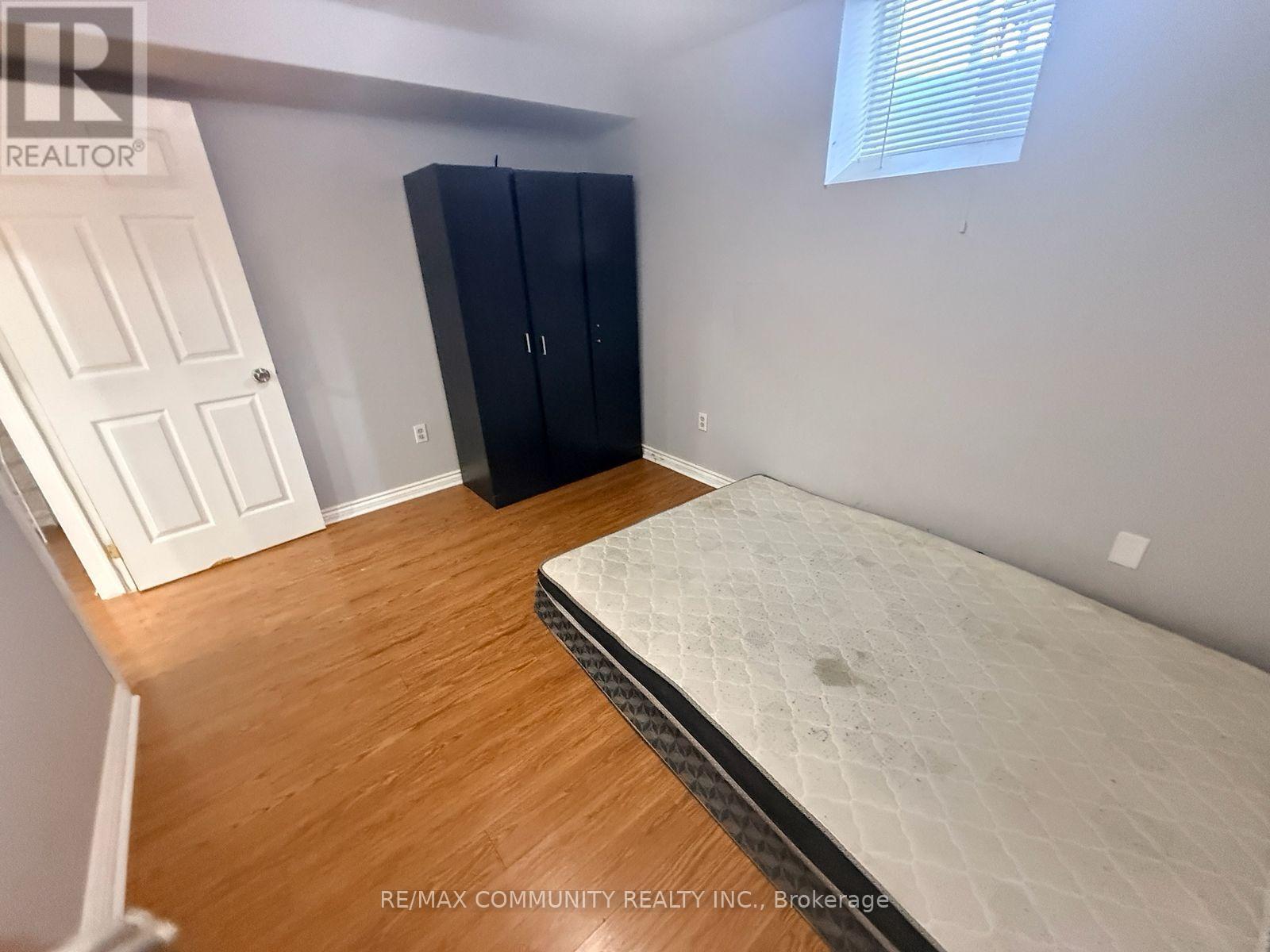 13 Marotta Avenue, Brampton (Fletcher's Meadow), Ontario  L6X 4W9 - Photo 12 - W12629506