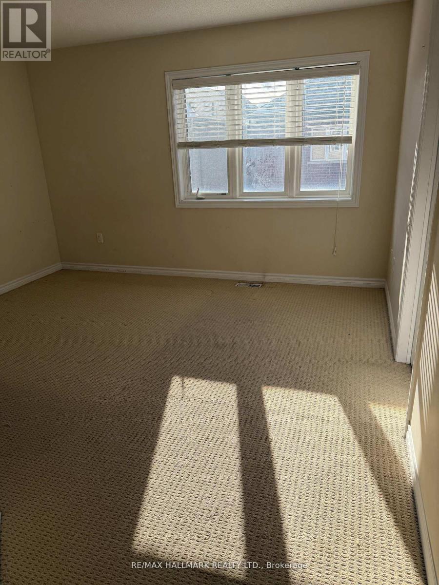 74 Lloyd Crescent, Brampton (Northwest Brampton), Ontario  L7A 4J6 - Photo 8 - W12629552