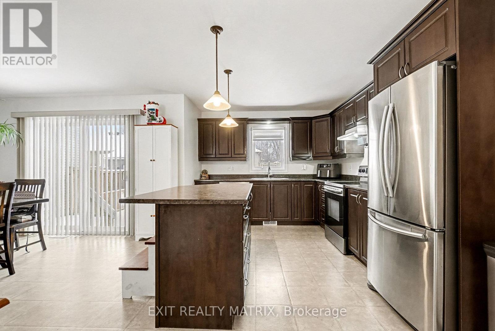 28 Honore Crescent, The Nation, Ontario  K0A 2M0 - Photo 8 - X12629624