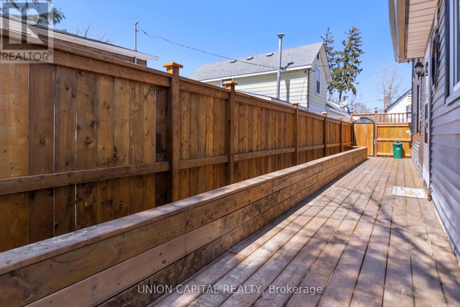 186 Lincoln Road W, Fort Erie (Crystal Beach), Ontario  L0S 1B0 - Photo 20 - X12629368