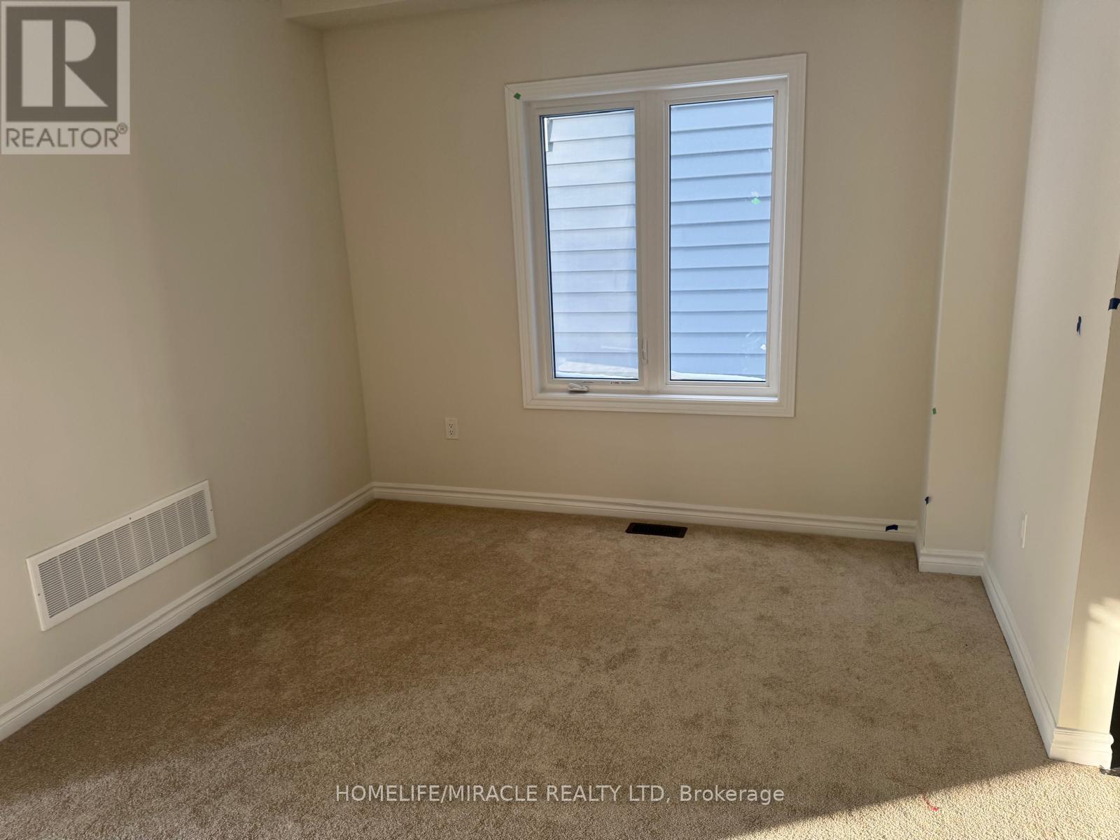 165 Beechwood Forest Lane, Gravenhurst, Ontario  P1P 0H8 - Photo 16 - X12629502