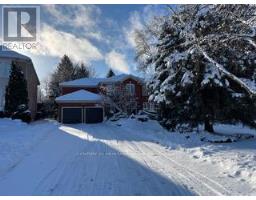 668 CHALEUR PLACE, Newmarket, Ontario