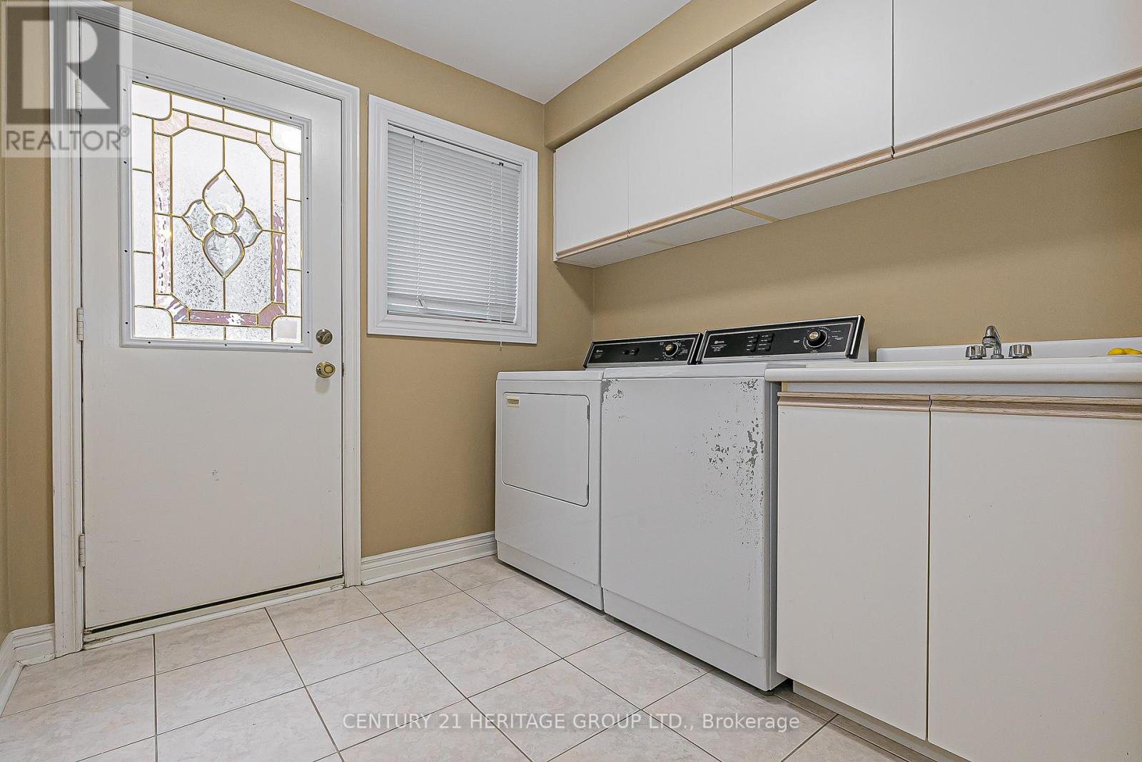 668 Chaleur Place, Newmarket, Ontario  L3X 1L6 - Photo 16 - N12550616