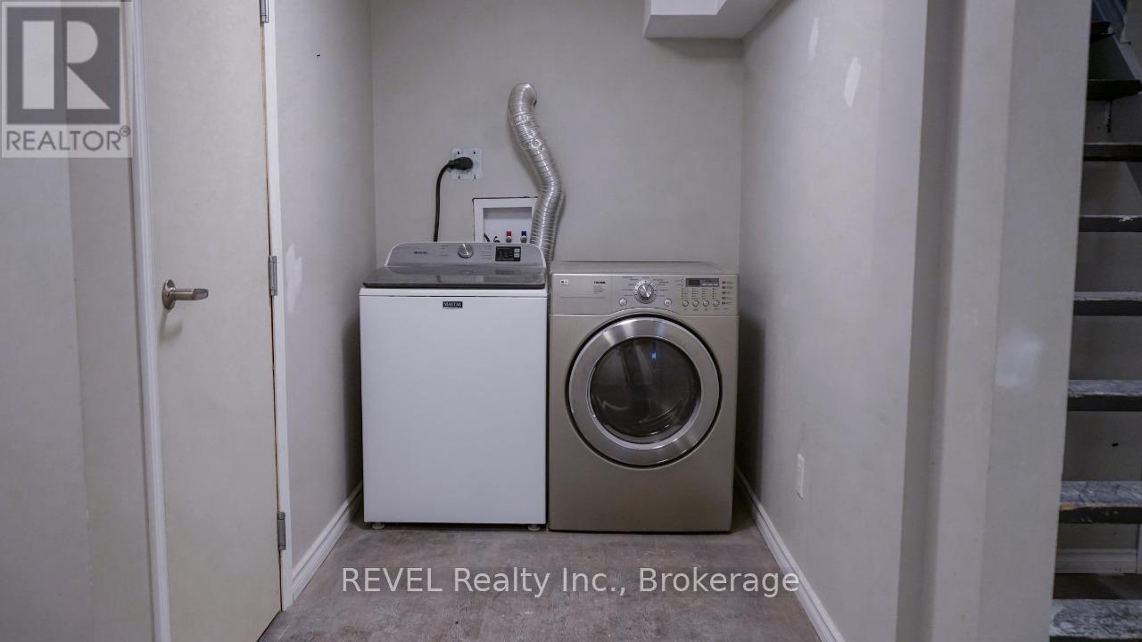 Lower - 22 Greenwood Avenue, Welland, Ontario  L3C 4B2 - Photo 10 - X12397892