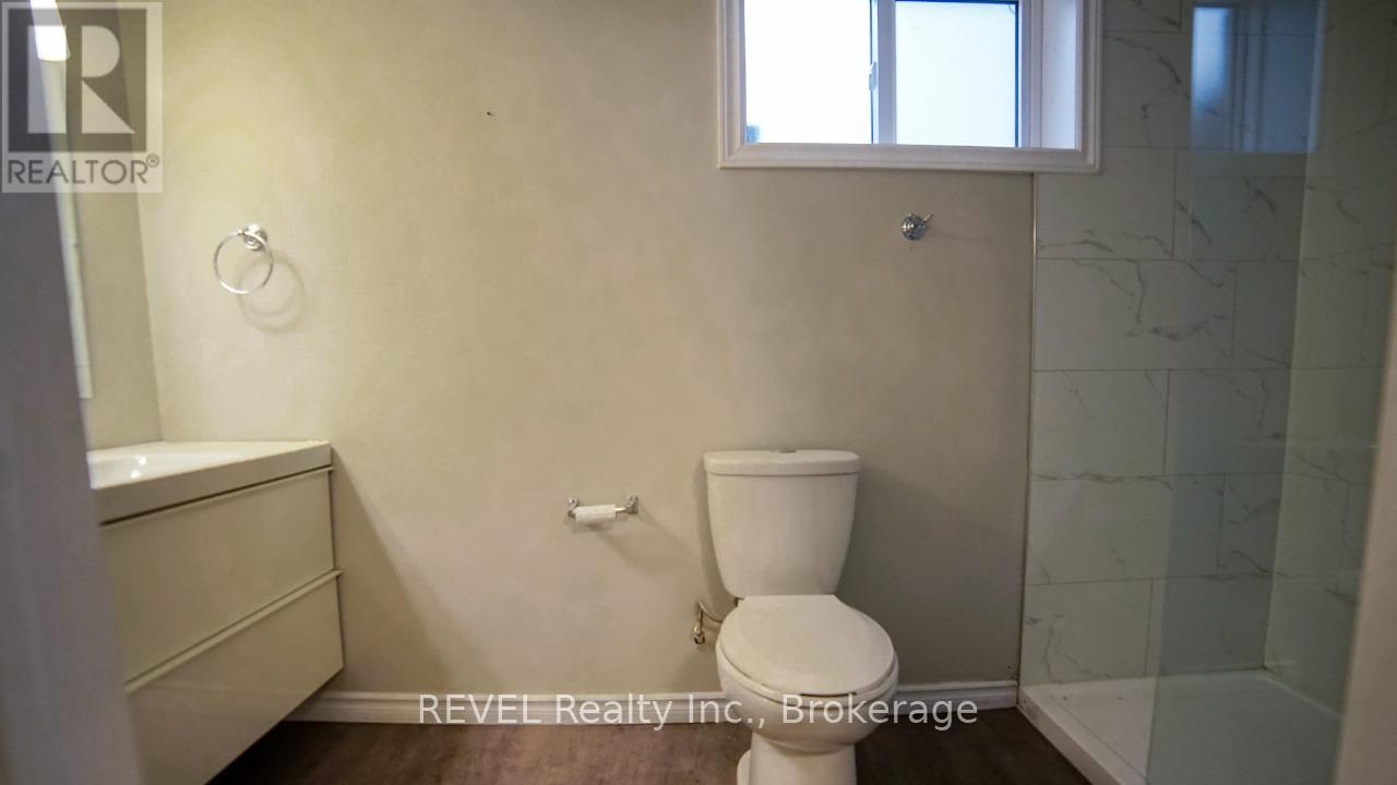 Lower - 22 Greenwood Avenue, Welland, Ontario  L3C 4B2 - Photo 28 - X12397892