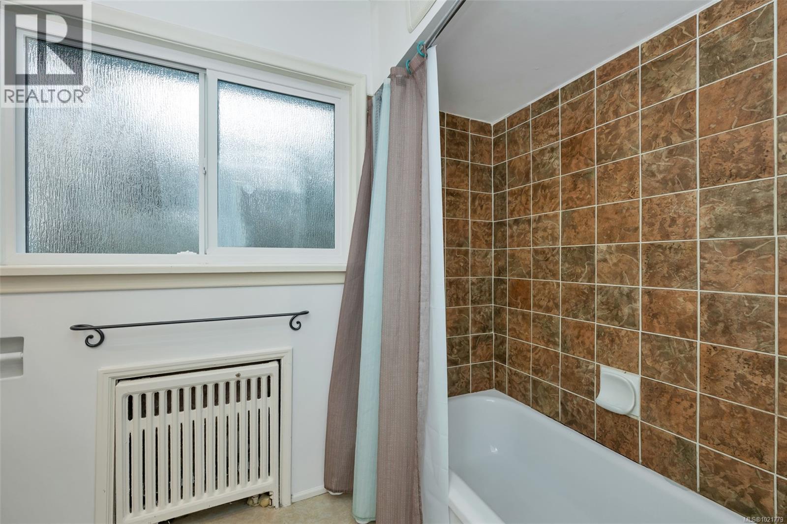 1181 Clovelly Terr, Saanich, British Columbia  V8P 1V7 - Photo 31 - 1021779