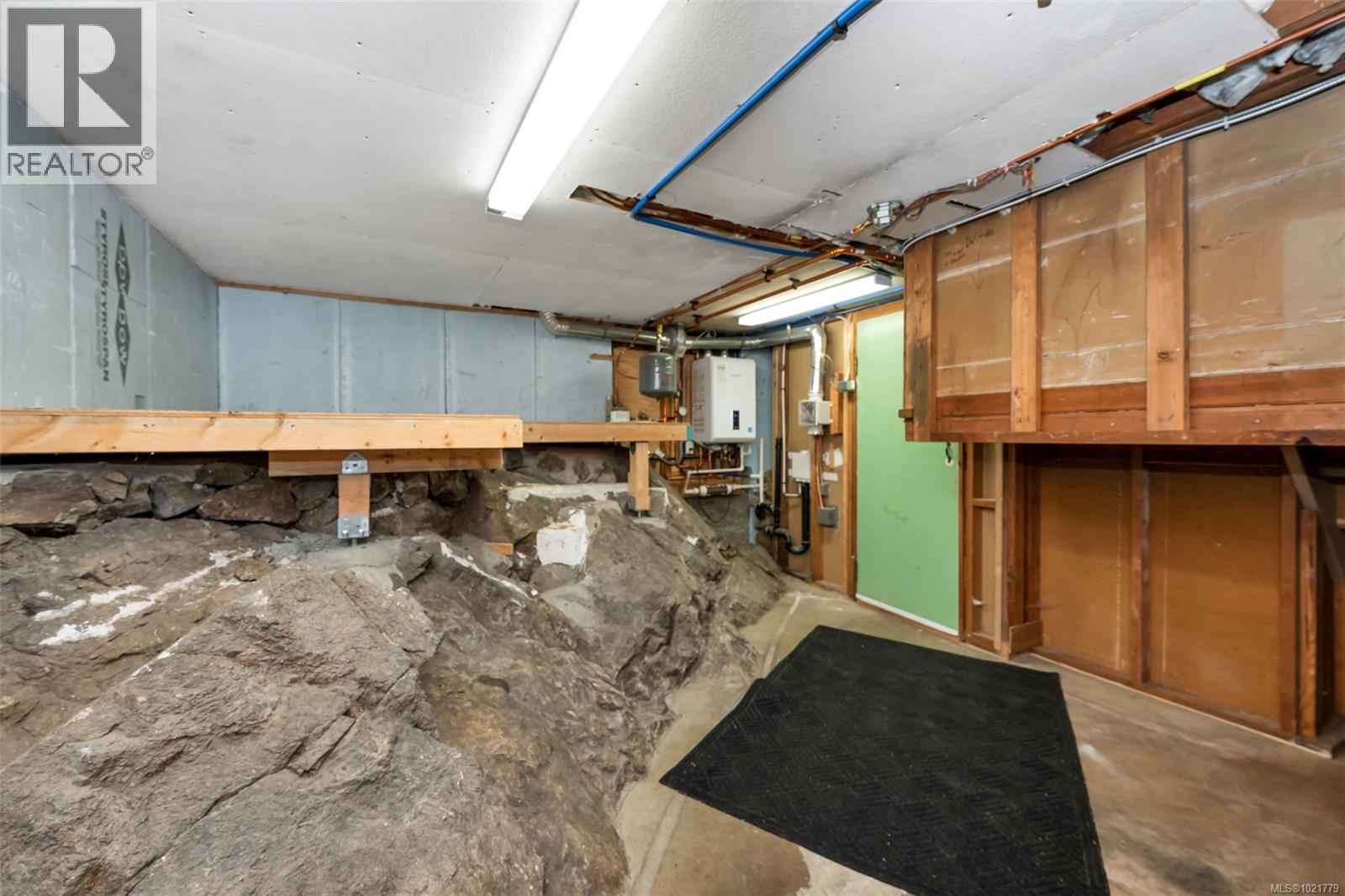 1181 Clovelly Terr, Saanich, British Columbia  V8P 1V7 - Photo 55 - 1021779