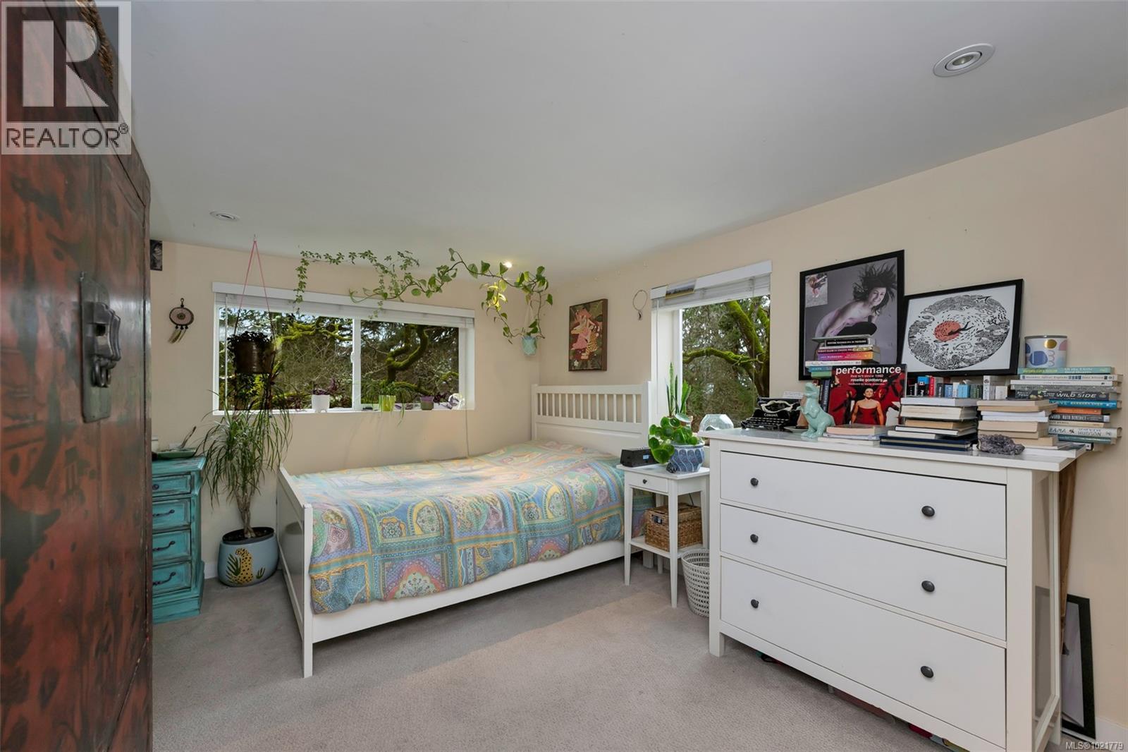 1181 Clovelly Terr, Saanich, British Columbia  V8P 1V7 - Photo 46 - 1021779