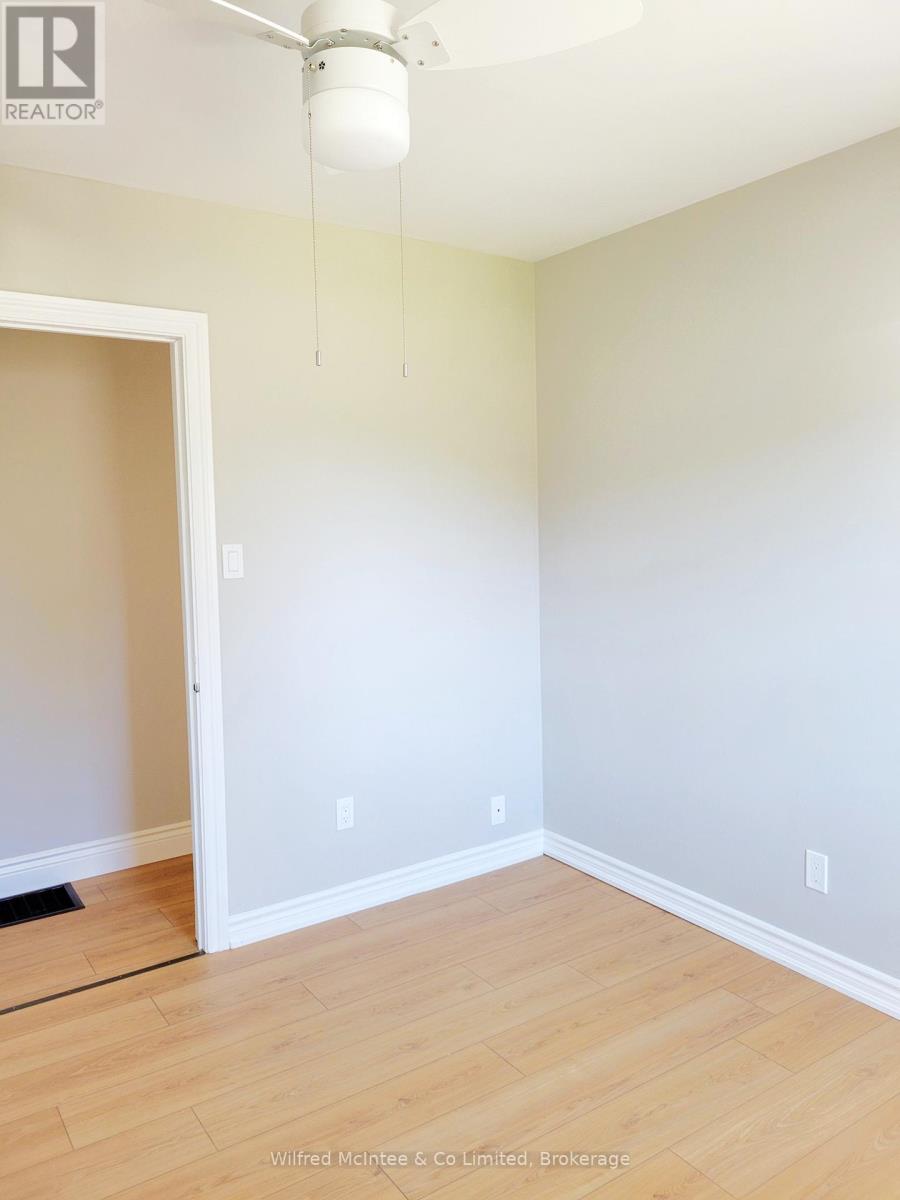 104 Meadows Drive, West Grey, Ontario N4N 3B8 - Photo 12 - X12629602