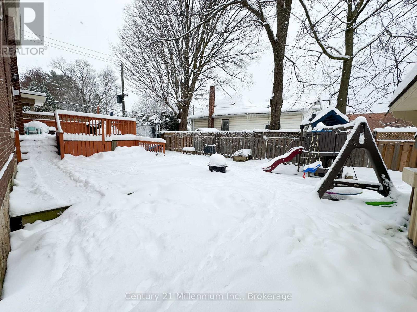 692 15th Street E, Owen Sound, Ontario  N4K 1X4 - Photo 27 - X12629610