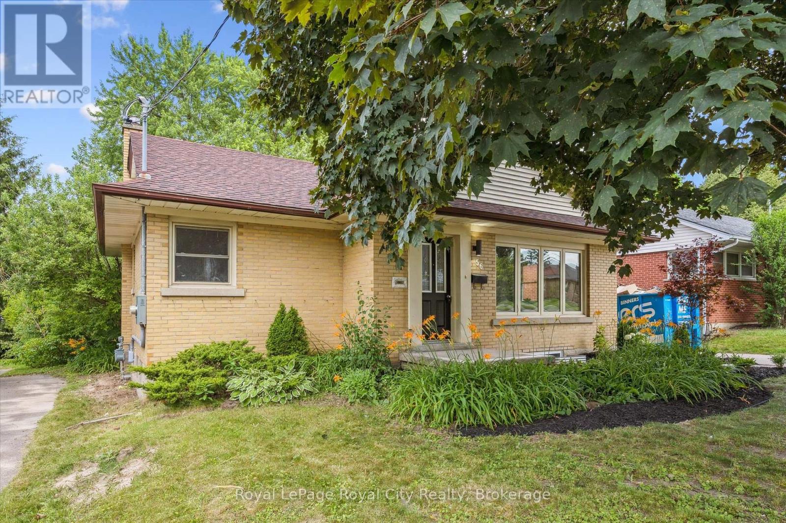 56 Dover Street, Waterloo, Ontario  N2J 1Z1 - Photo 3 - X12629616