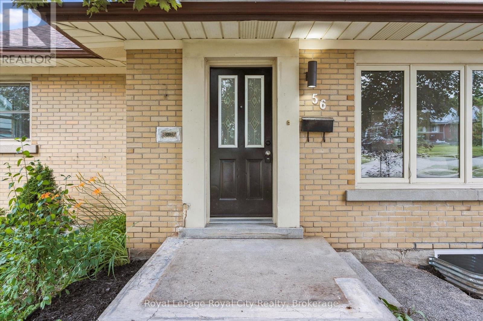 56 Dover Street, Waterloo, Ontario  N2J 1Z1 - Photo 5 - X12629616